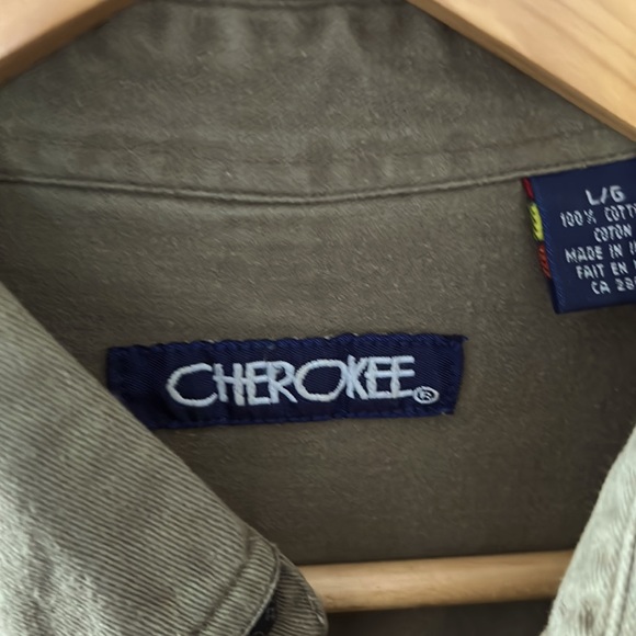 Cherokee heavy 100% cotton button-down shirt, 2 bellows chest pockets, L, green - Picture 2 of 5